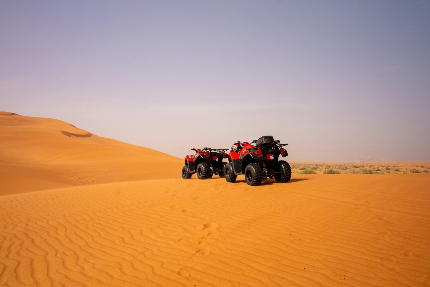 Deux quads sur la piste – raid quad Essaouira 3 jours Raid Quad Essaouira 3 Jours
